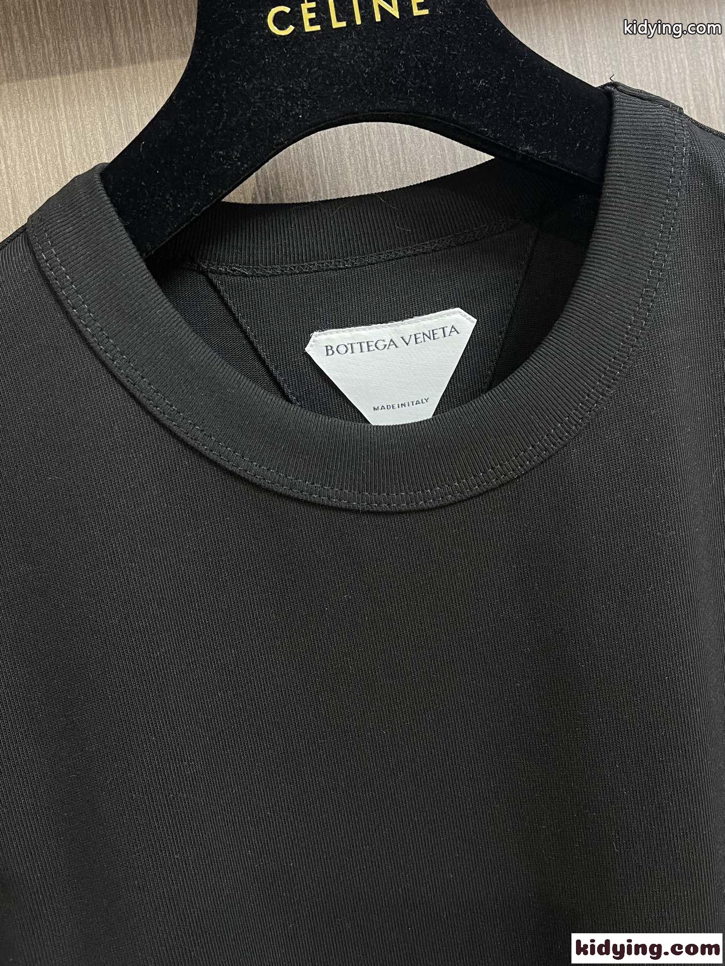 シンプル おしゃれ クルーネック ボッテガ・ヴェネタ Tシャツ コピー 半袖 トップス ブラック-4