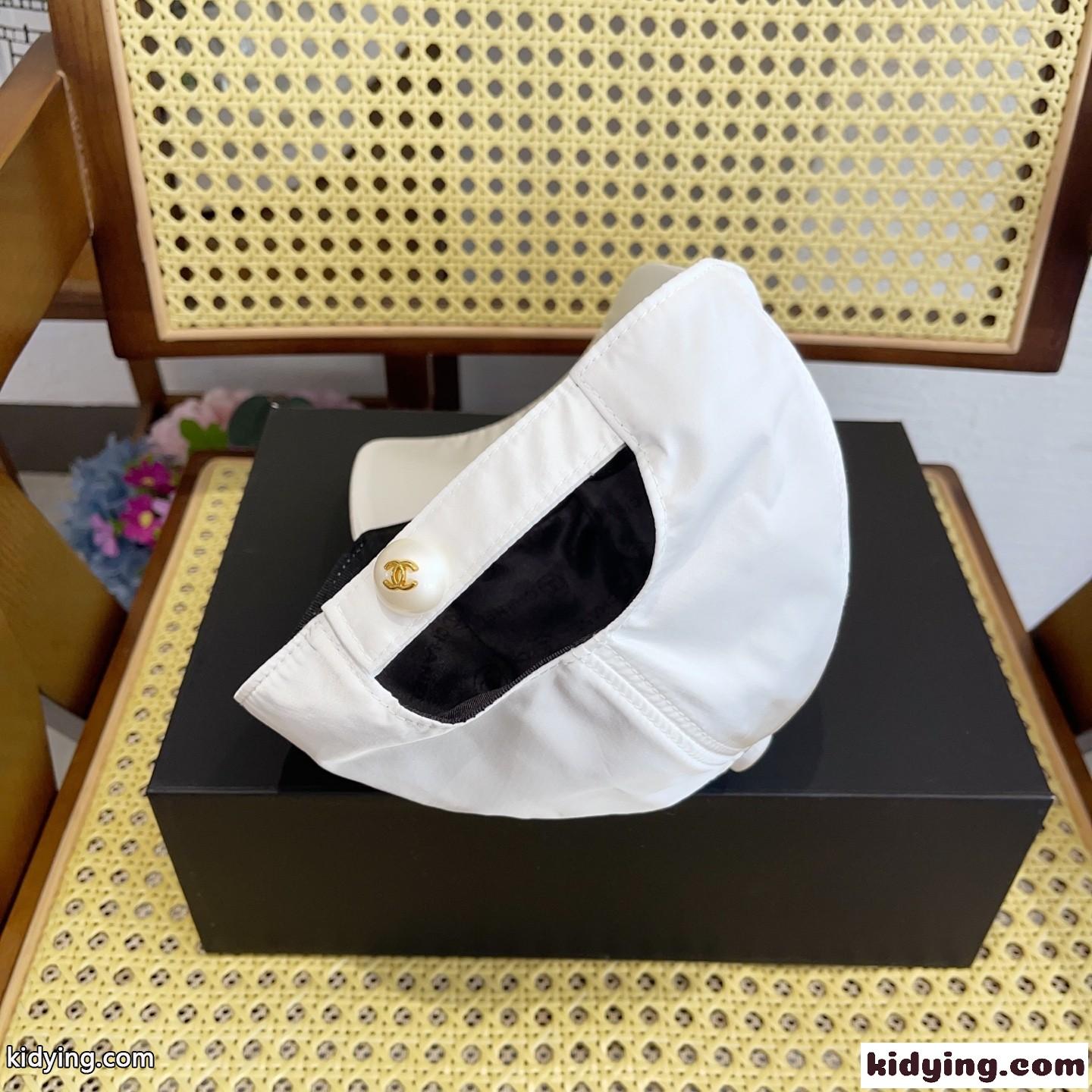 希少品 CCロゴ ベースボールキャップ シャネル 帽子 偽物 合わせやすい-3