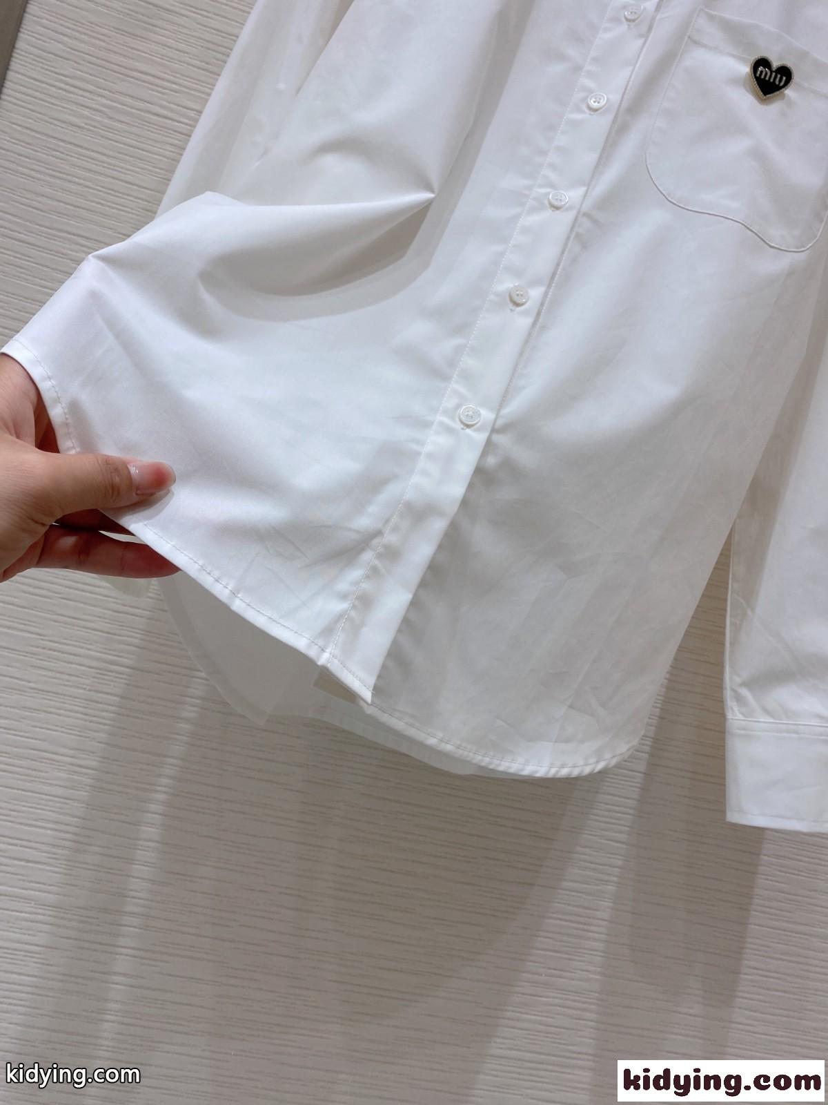 シンプル カジュアル おしゃれ ミュウミュウ シャツ コピー 定番 合わせやすい レディース 長袖 快適 人気 ホワイト-0