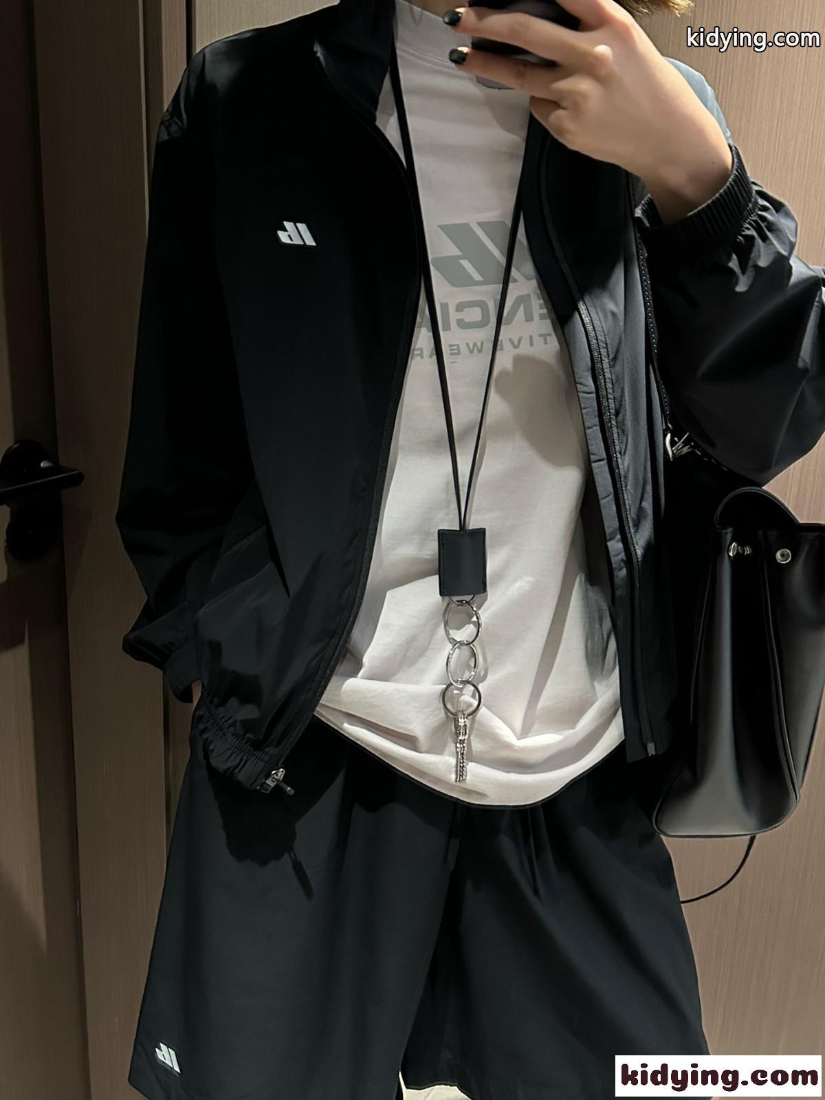 Shrunk Activewear ウィンドブレーカー バレンシアガ ジャケット コピー ブラック-4