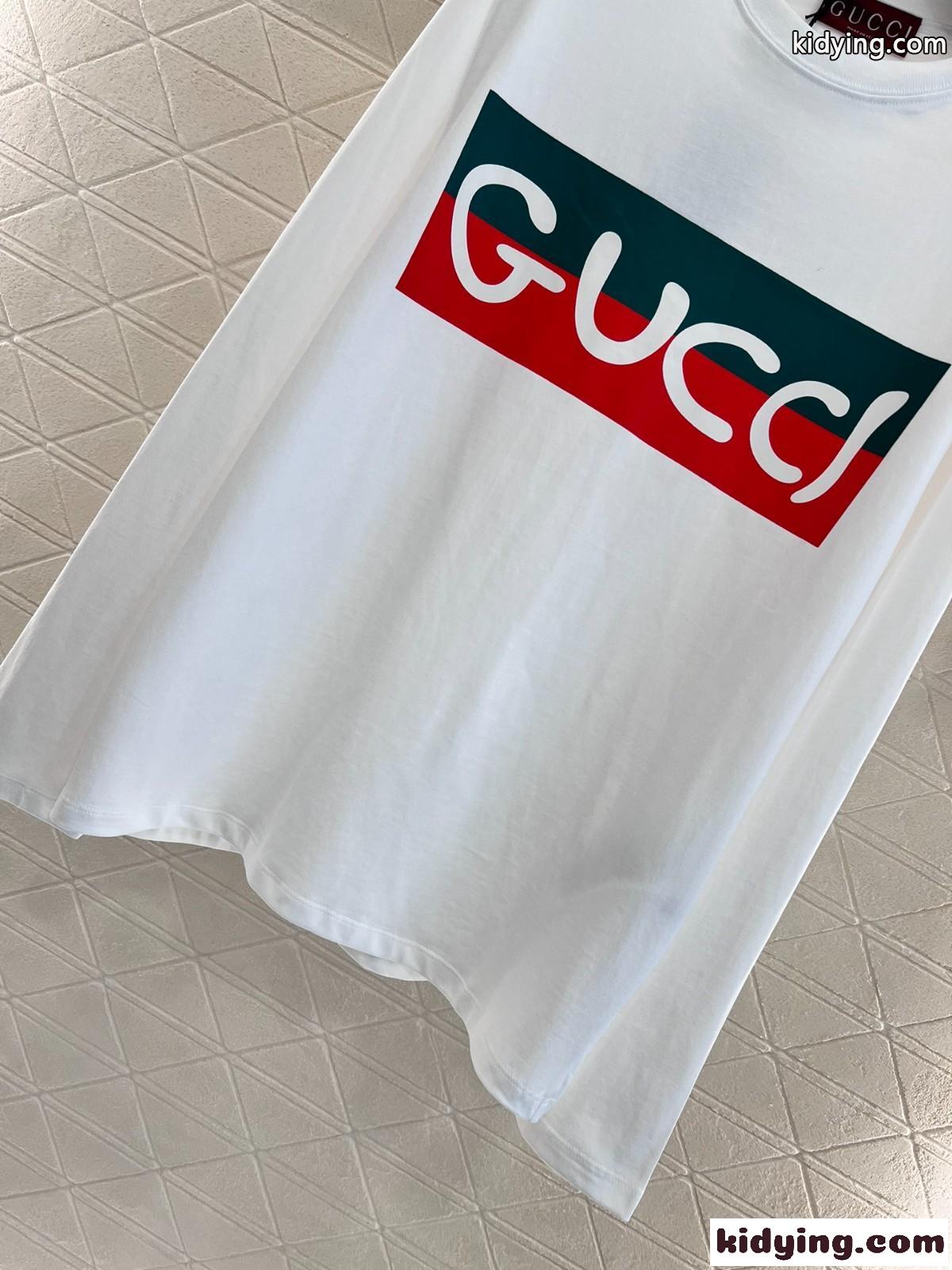 グッチ Tシャツ コピー 定番 カジュアル リラックス 長袖Tシャツ ロゴプリント-3