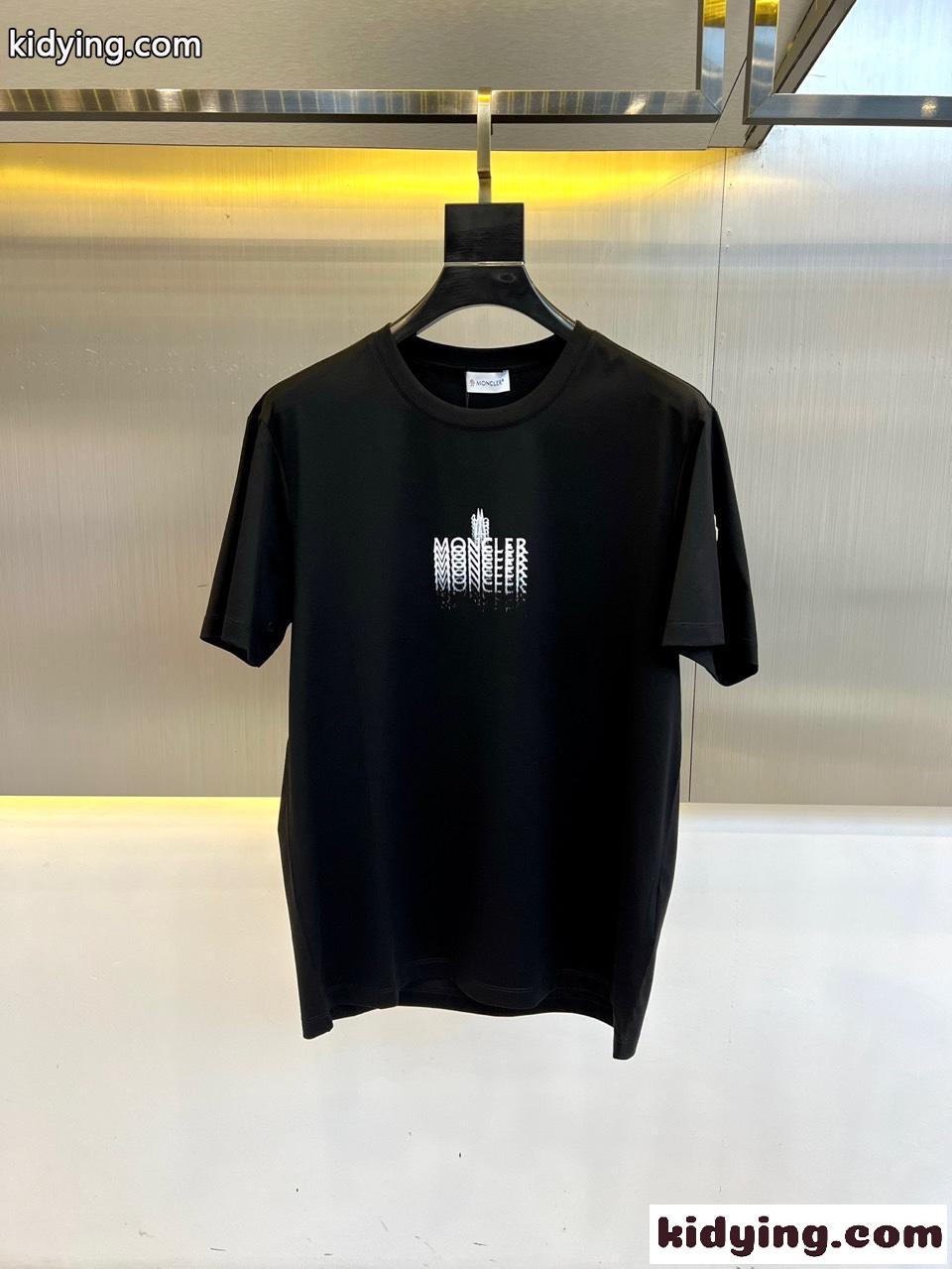 定番 カジュアル 半袖Tシャツ モンクレール Tシャツ コピー クルーネック ブラック-0
