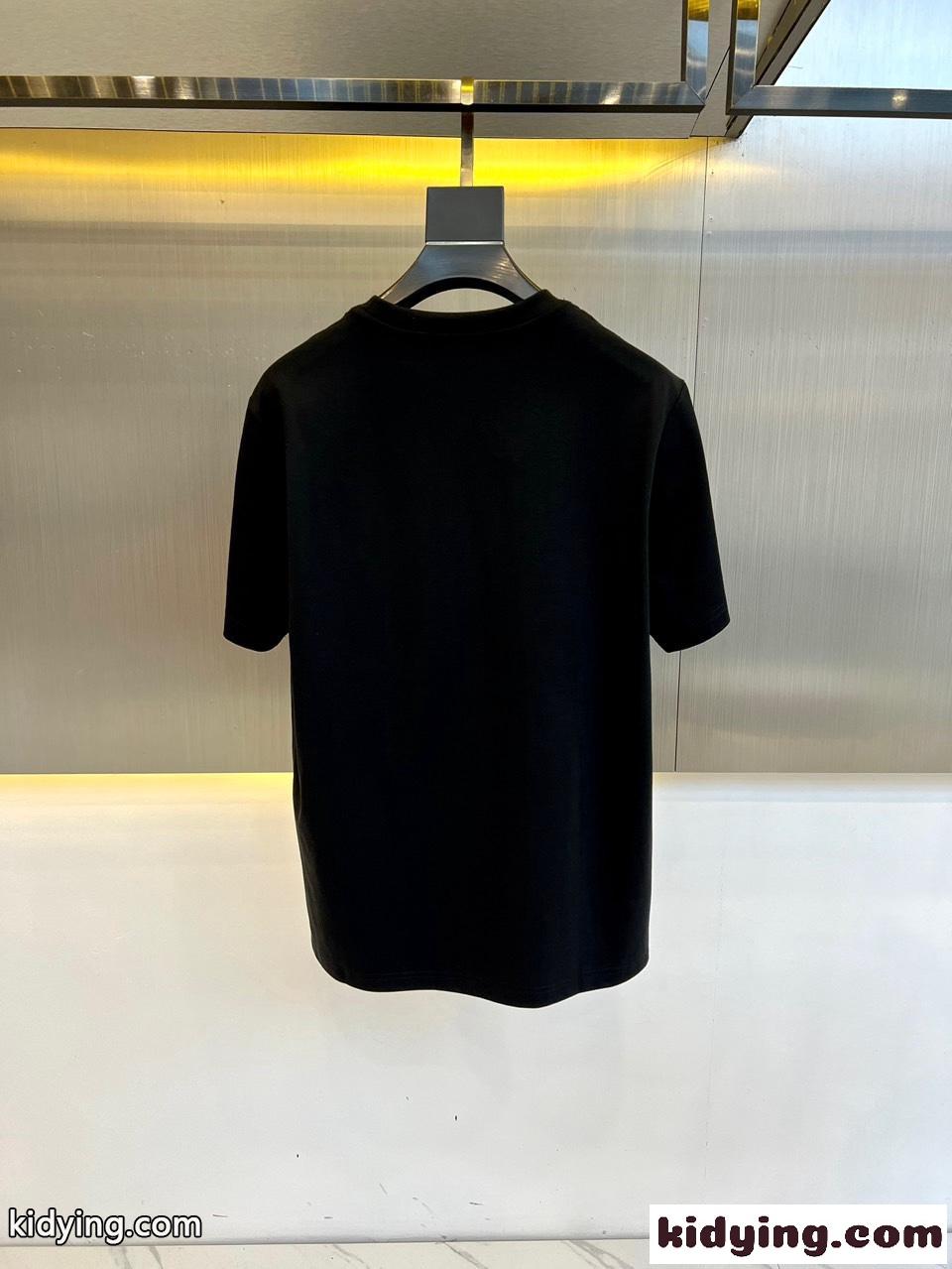 カジュアル ロゴ入り アルマーニ Tシャツ コピー 半袖Tシャツ ブラック-4