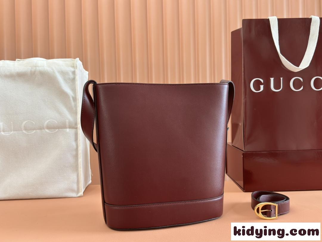 Gucci 73 ミディアム バケットバッグ グッチ バッグ スーパーコピー 833660 レッド-1