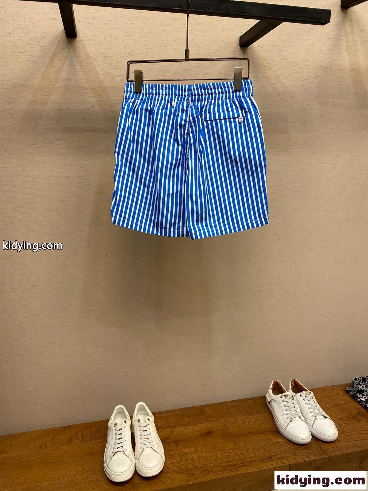 モノグラムストライプスイムショーツ ルイ・ヴィトン パンツ コピー ショートパンツ-1