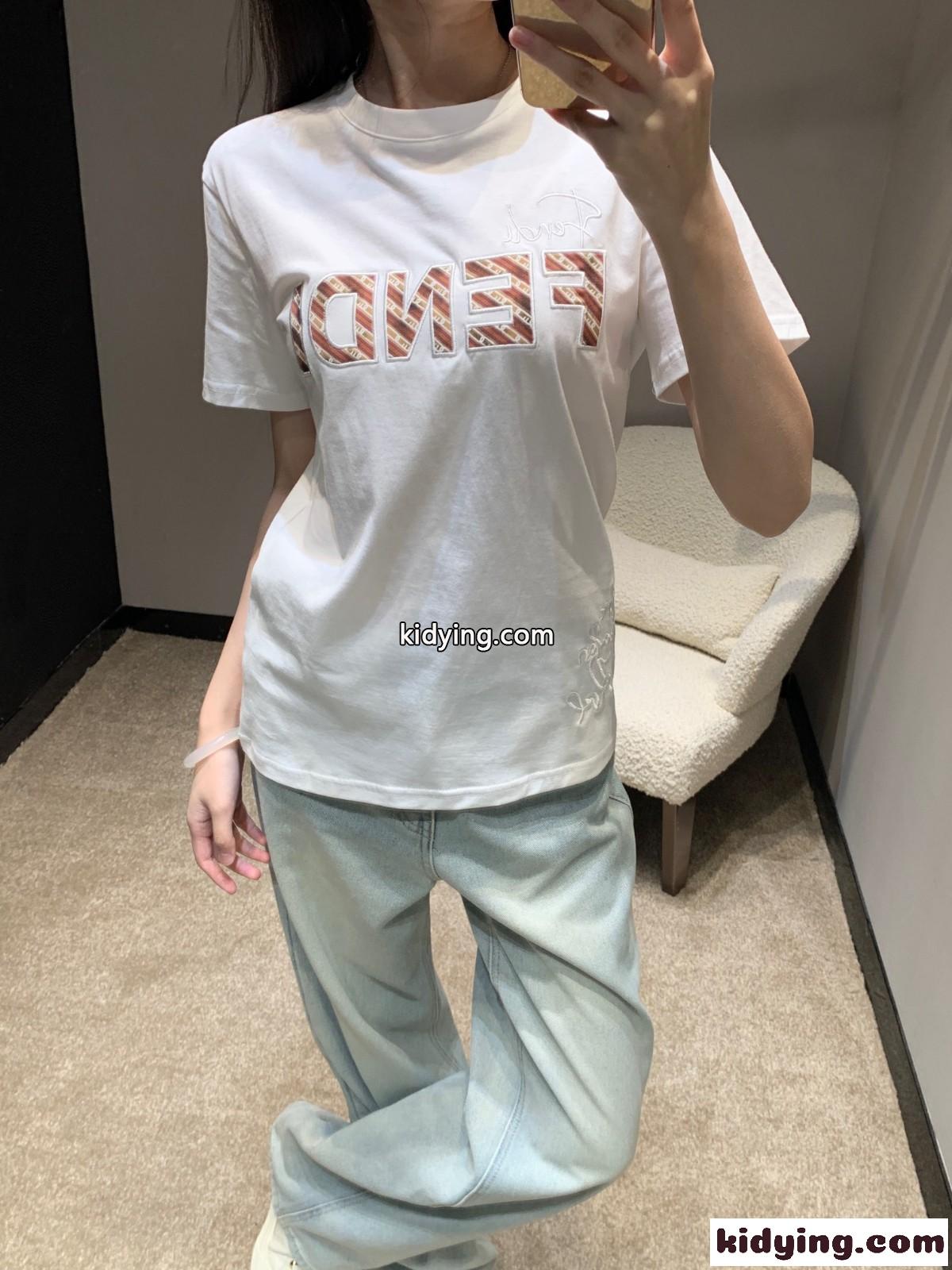 フェンディ Tシャツ コピー ロゴ 刺繍入り クルーネック 半袖Tシャツ ホワイト-5