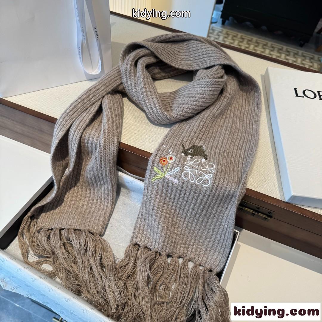 LOEWE x Suna Fujita ロエベ スカーフ コピー アナグラム刺繍 ニットマフラー-1