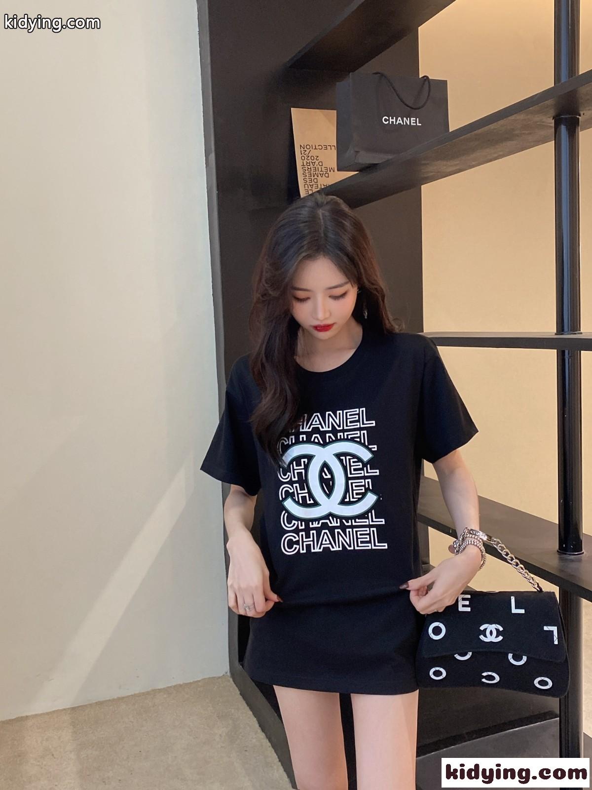 定番 合わせやすい ロゴ プリント ゆったり 着心地いい シャネル Tシャツ レディース コピー 着痩せ 人気-1