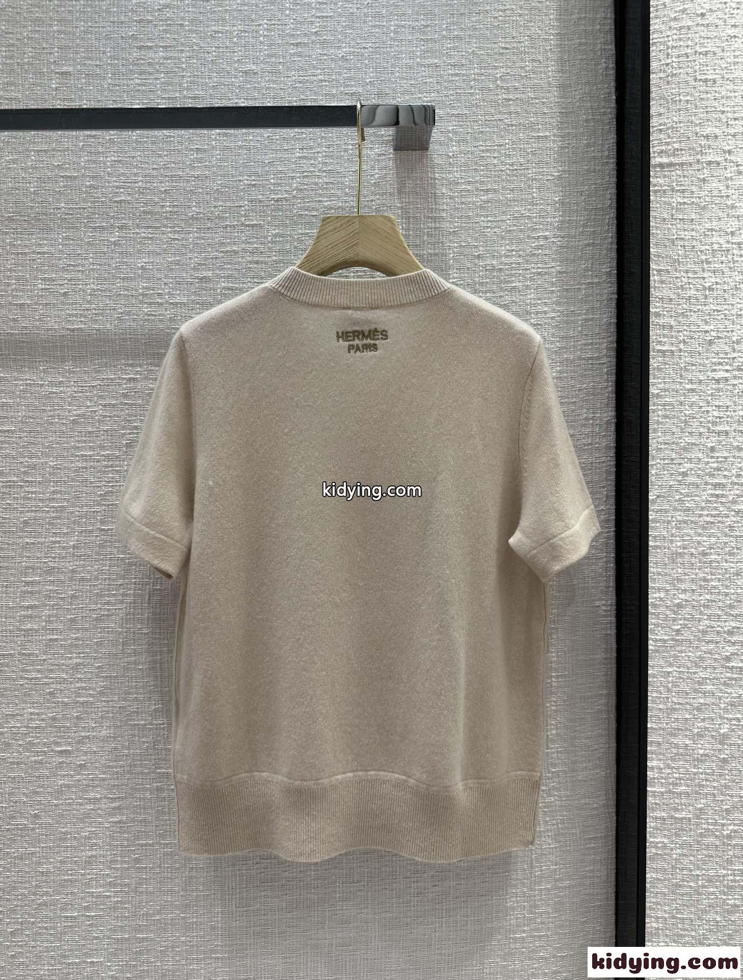 上品 エルメス レ・タンブール 刺繍 カシミヤ ショートスリーブニット コピー-4