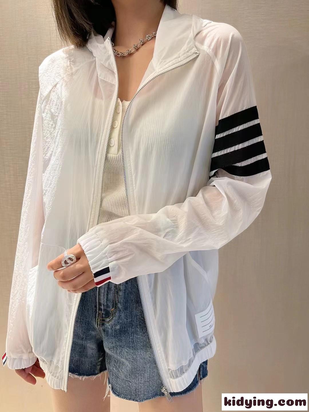 人気 UVカット 薄手 軽量 羽織り トムブラウン ジャケット コピー 長袖 フード付き-0