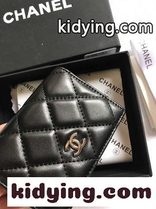Chanelシャネルのコーナーモデル 細部まで申し分なく 高品質を堅持します シャネル 財布 レディースコピー コーナーデザインです-4