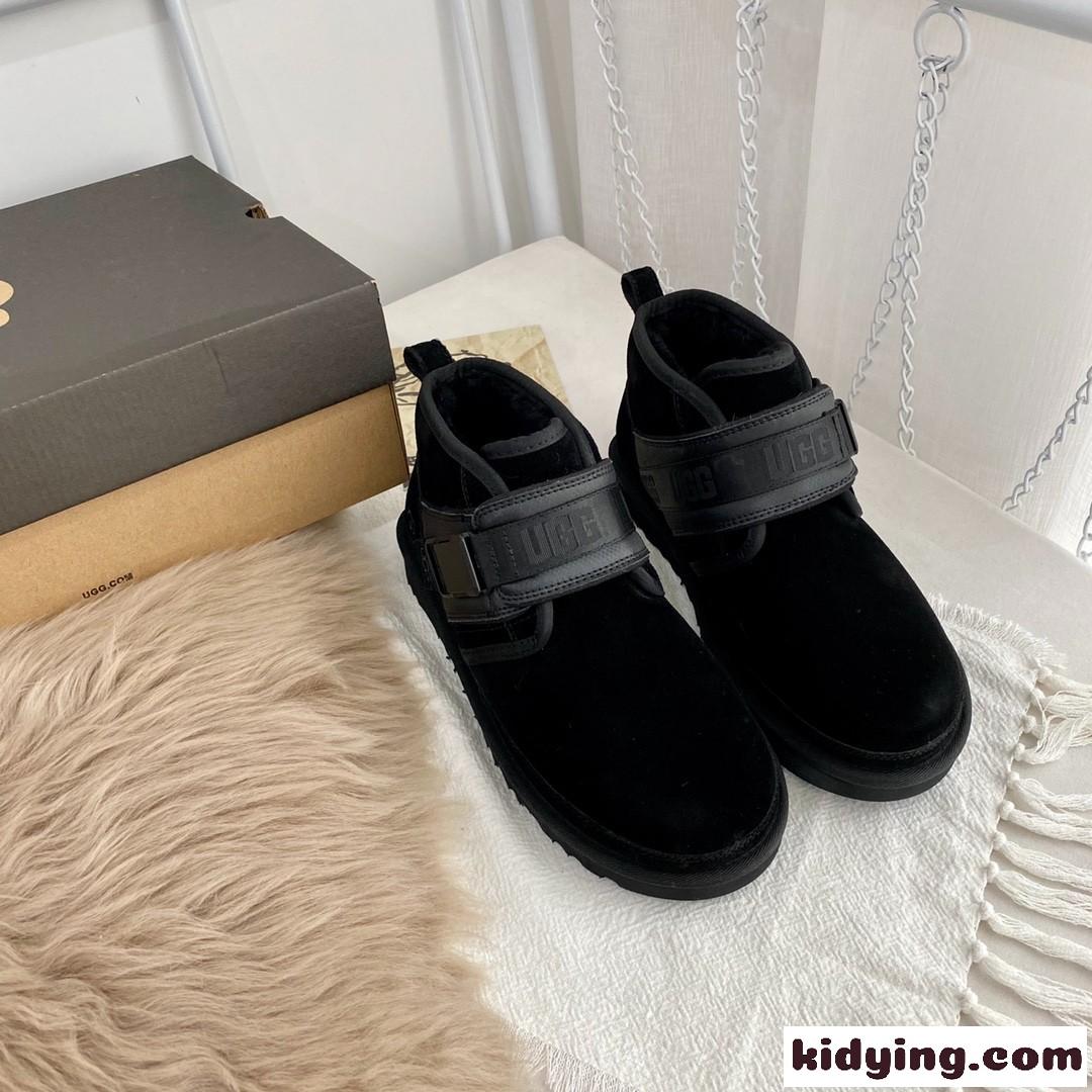 人気◆UGG Neumel Snapback ニューメル スナップバック ブーツ 偽物 ブラック-1