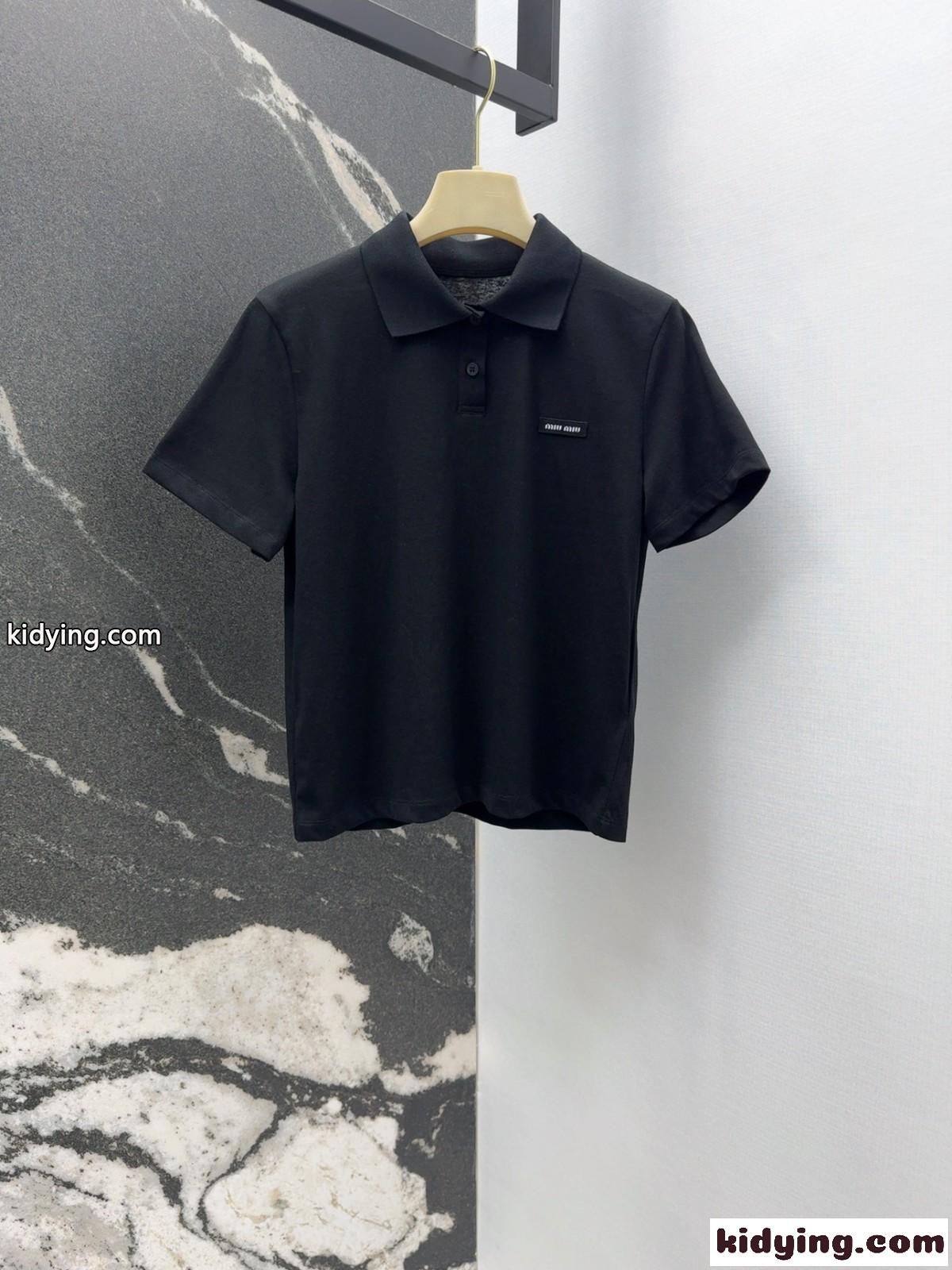 ミュウミュウ Tシャツ コピー カジュアル ロゴパッチ 半袖 ポロシャツ ブラック-2