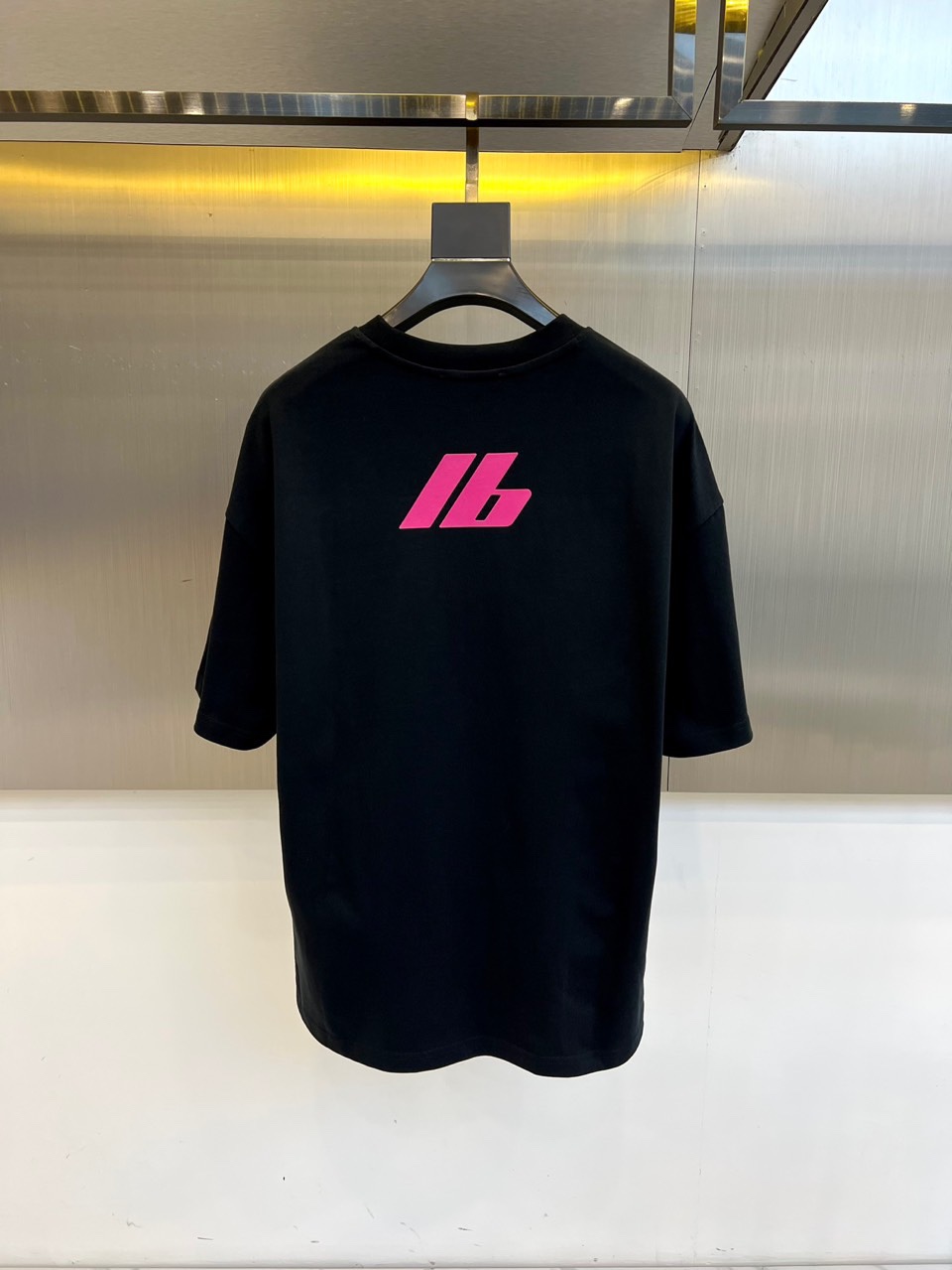 ゆったり プリントTシャツ バレンシアガ Tシャツ 偽物 コットン ブラック-3