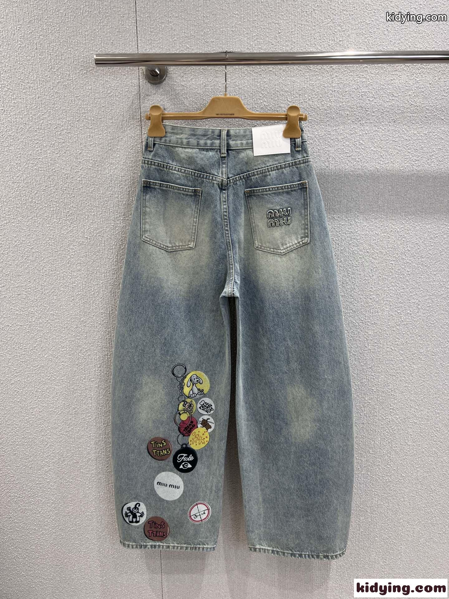 おしゃれ バルーン デニムパンツ ミュウミュウ ジーンズ 偽物 合わせやすい-0