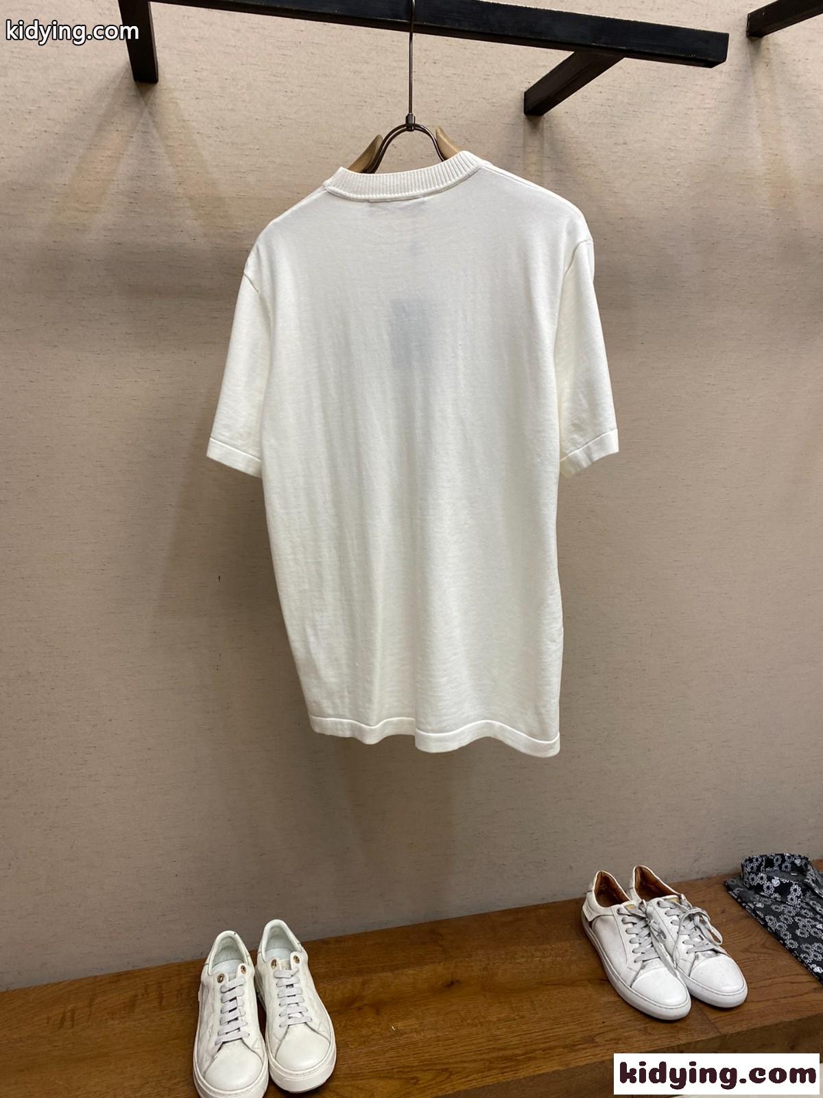 エンベリッシュドショートスリーブコットンクルーネック ルイ・ヴィトン Tシャツ コピー-1