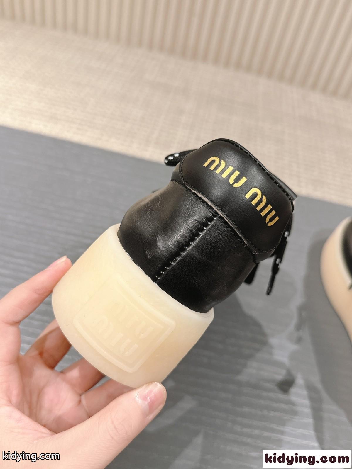ミュウミュウ スニーカー スーパーコピー 人気 上品 厚底スニーカー レディース ブラック-3