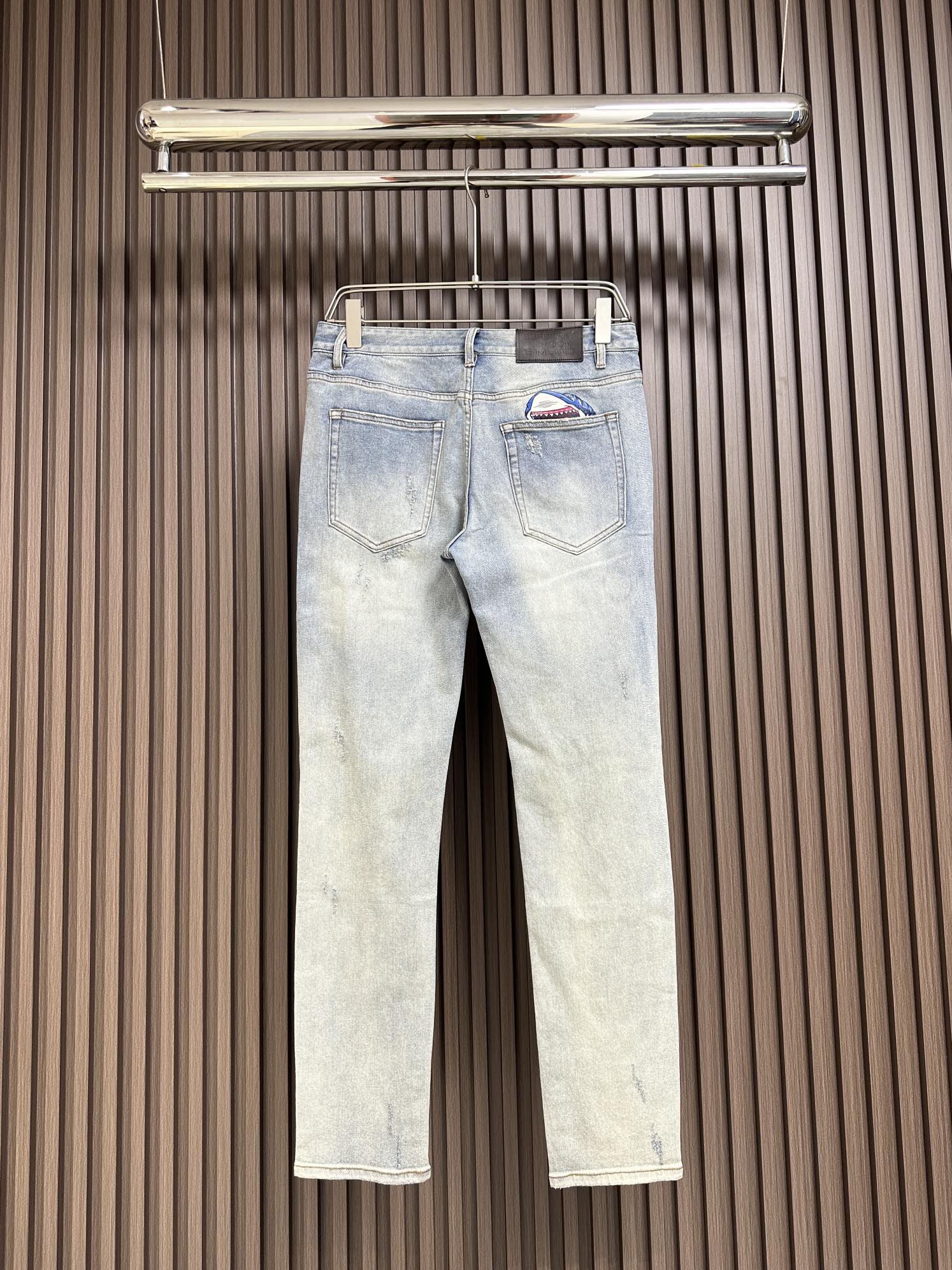 おしゃれ ダメージ加工 バーバリー パンツ コピー メンズ  デニムパンツ ジーンズ-0