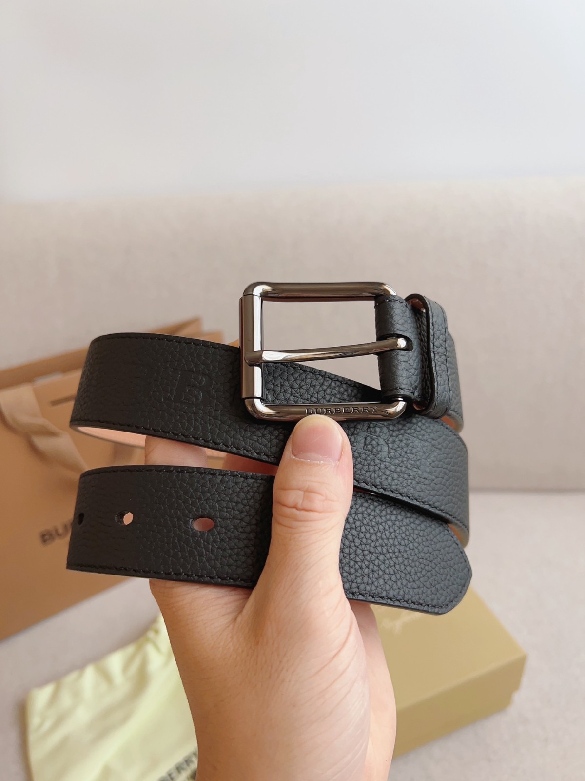 上品 合わせやすい バーバリー ベルト コピー シンプル レザーベルト-0