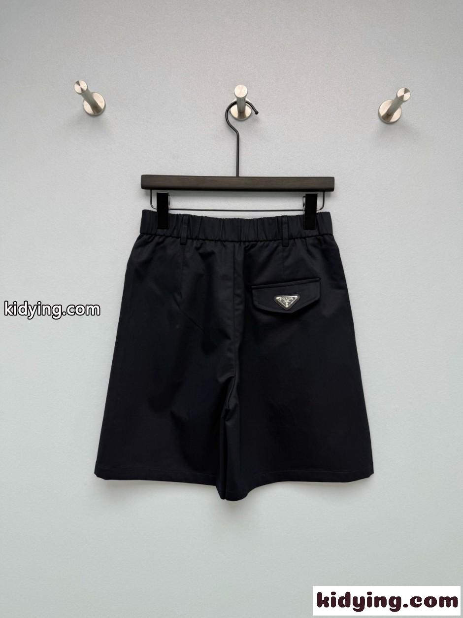 シンプル 洗練された コットン ショートパンツ プラダ パンツ 偽物 ブラック-3