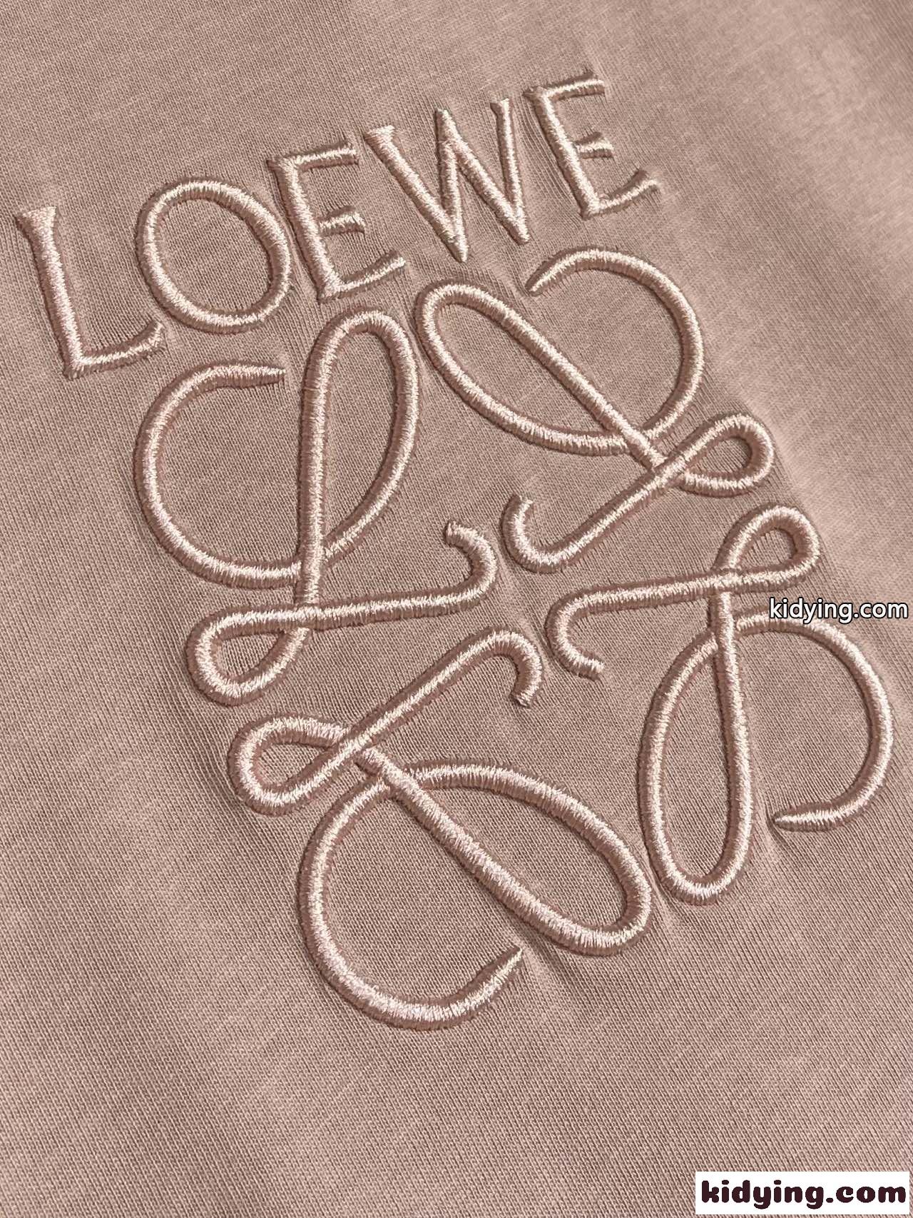 シンプル ロエベ Tシャツ 偽物 アナグラム 刺繍入り 半袖Tシャツ ピンク-2