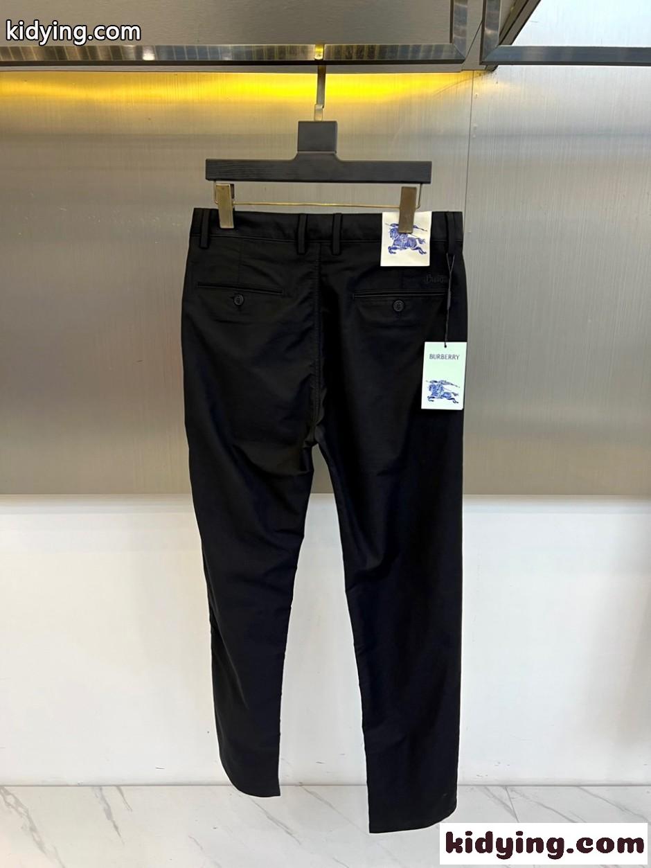 シンプル 上品 テーパード チノパンツ バーバリー パンツ 偽物 ブラック-3