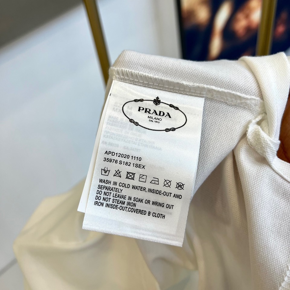 トライアングルロゴ付 コットンピケ ポロシャツ プラダ 半袖Tシャツ コピー ホワイト-4