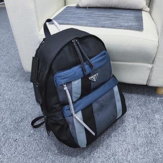 パラシュート実用型両肩バックパックという織物バックは現代的なデザインを採用します プラダ バッグ 最新 コピー-4