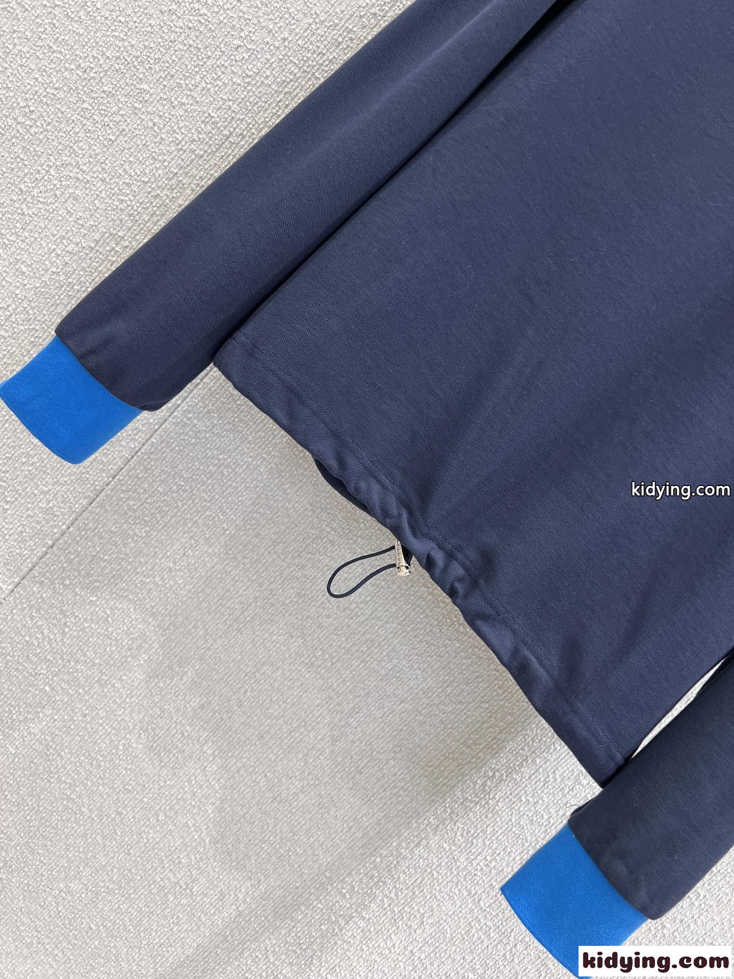 上品 カジュアル 配色 プラダ Tシャツ 偽物 長袖ポロシャツ ネイビー-3