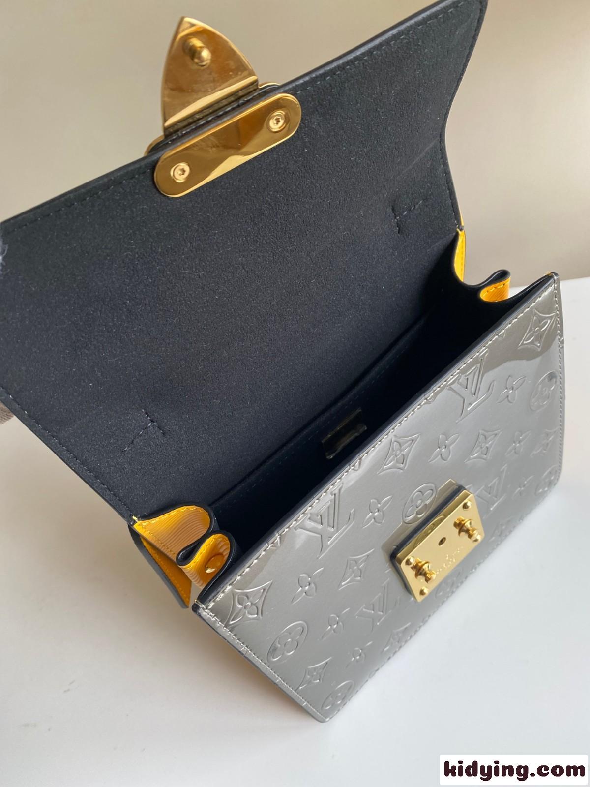LOUIS VUITTON ルイヴィトン M90376 ヴェルニ スプリングストリート PM スーパーコピー シルバー-4