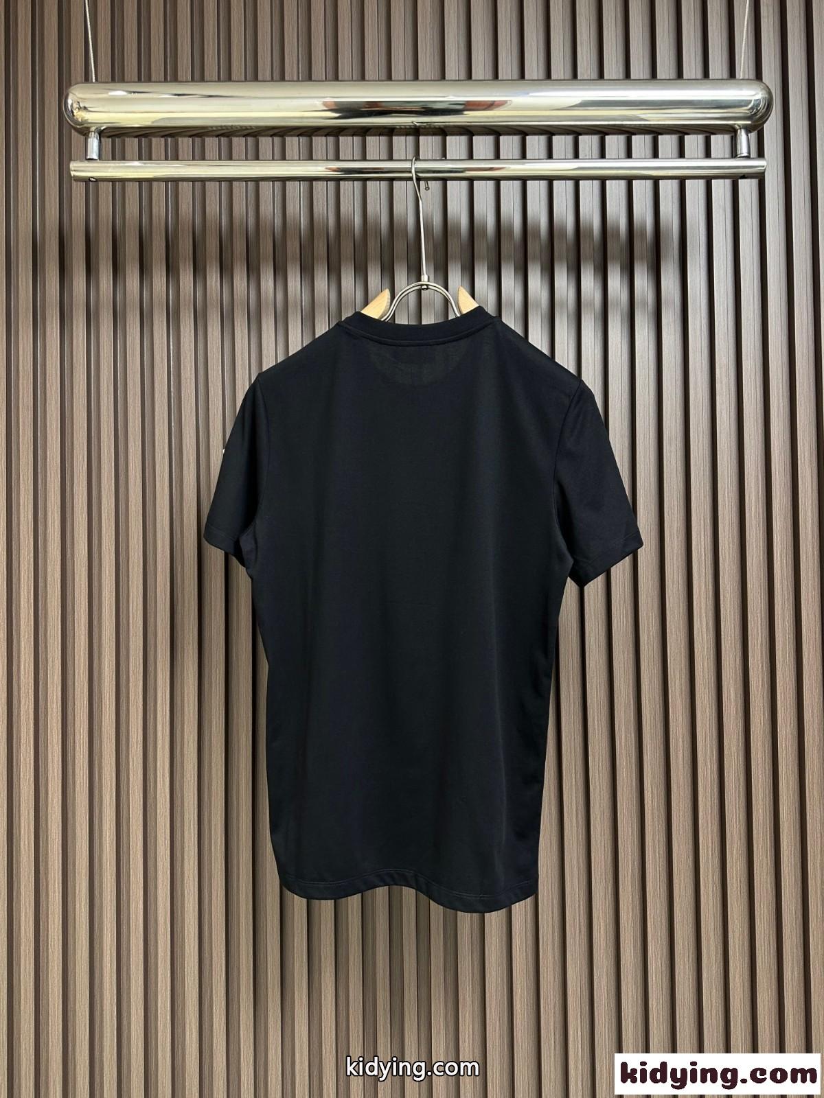 カジュアル 定番 クルーネック 半袖Tシャツ モンクレール Tシャツ コピー ブラック-0