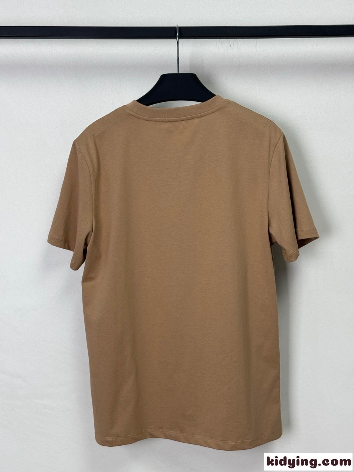 シンプル プリント コットン 半袖Tシャツ イヴ・サンローラン Tシャツ コピー キャメル-0