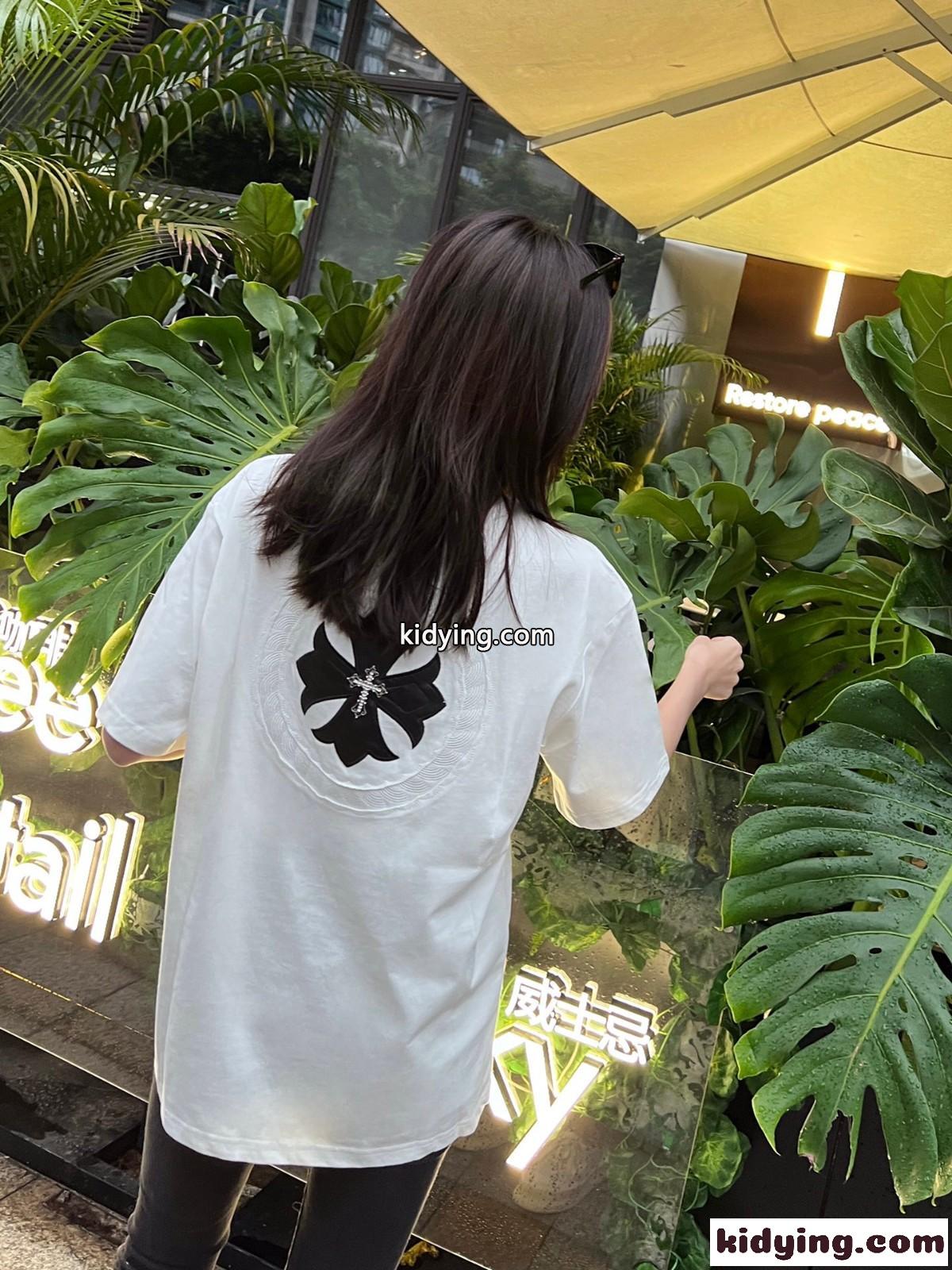 飽きのこない ユニセックス 刺繍 ロゴ クルーネック クロムハーツ tシャツ コピー 定番 カジュアル 通気性 快適-5
