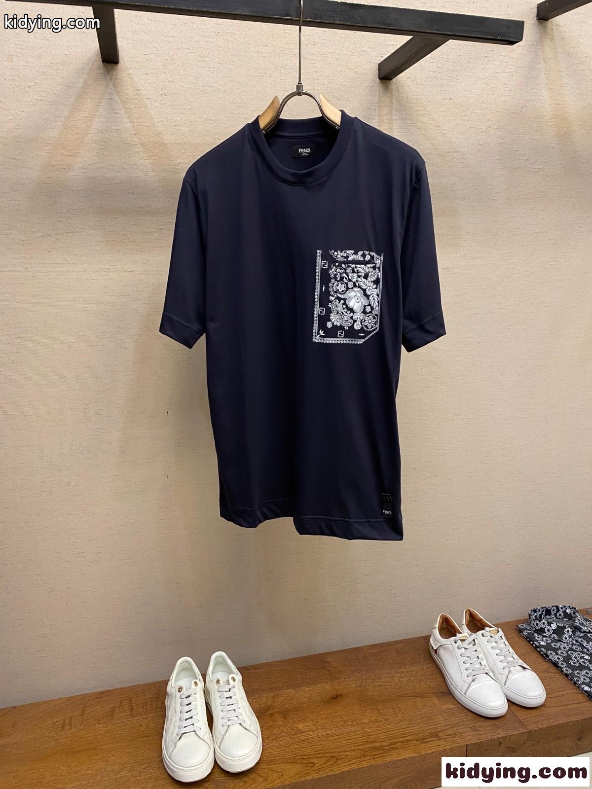 お洒落 定番 クルーネック 半袖Tシャツ フェンディ Tシャツ 偽物 コットン ダークブルー-1