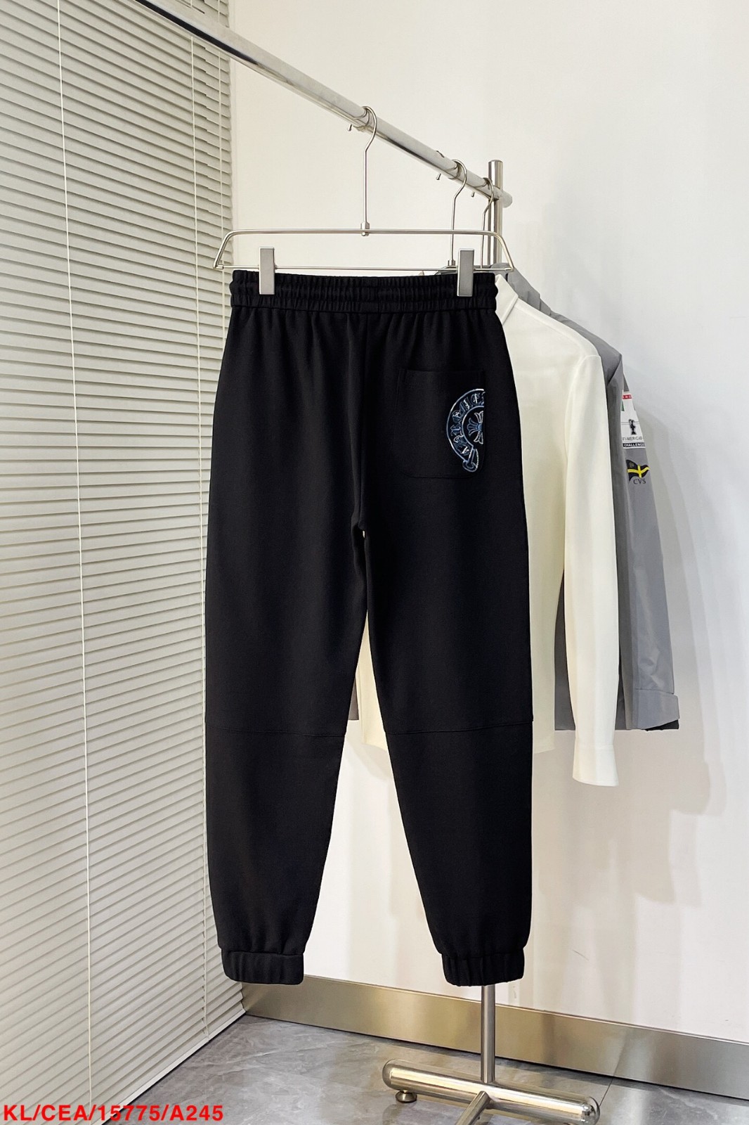 合わせやすい おしゃれ クロムハーツ パンツ コピー メンズ カジュアルパンツ-2