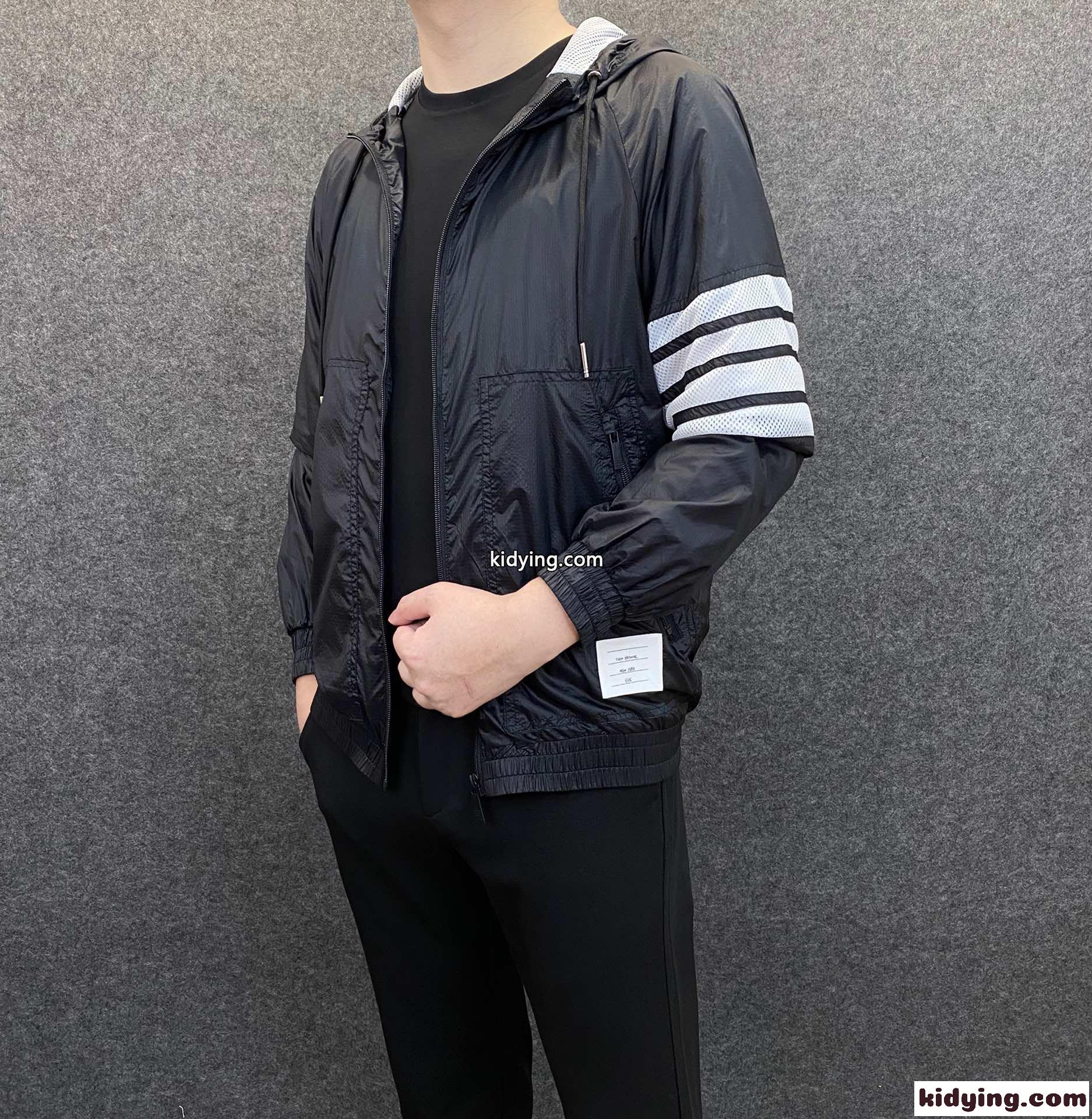 おしゃれ 人気 フード付き 快適 トムブラウン ジャケット コピー メンズ アウター ブルゾン カジュアル かっこいい-2