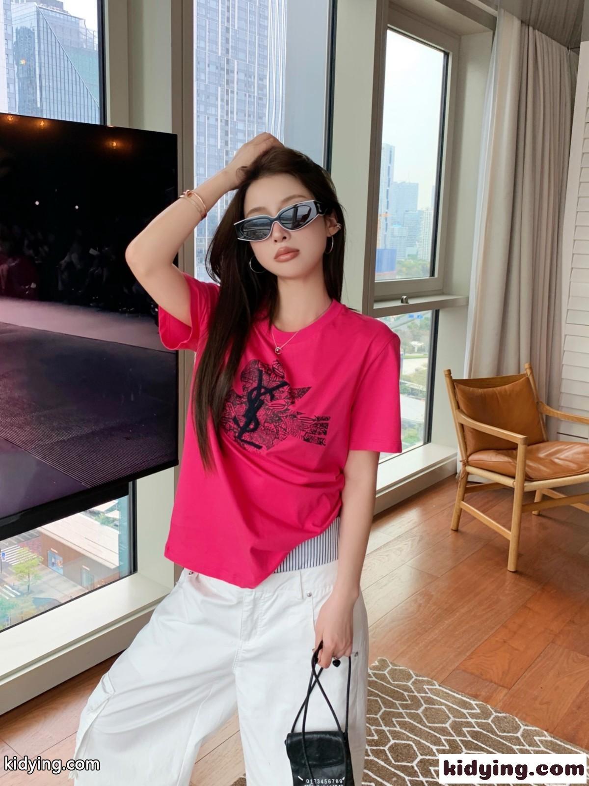 シンプル ロゴ プリント 半袖Tシャツ イヴ・サンローラン Tシャツ コピー ピンク-4