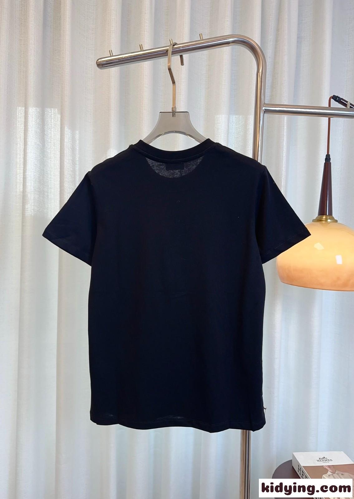 シンプル ロゴ コットン 半袖Tシャツ イヴ・サンローラン Tシャツ コピー ブラック-1