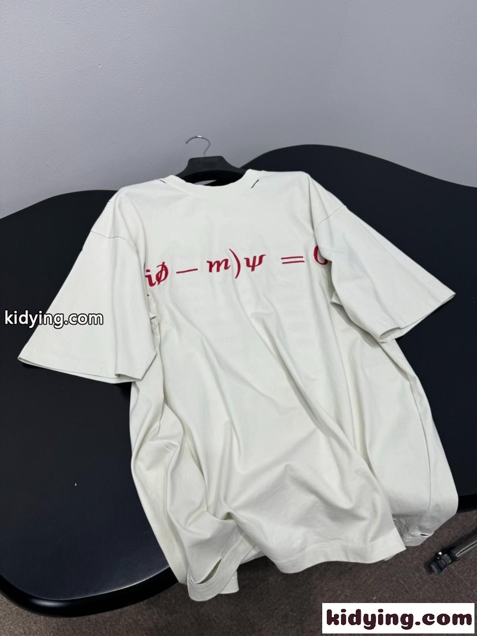 バレンシアガ Tシャツ コピー ユニセックス 刺繍入り オーバーサイズ 半袖Tシャツ-1
