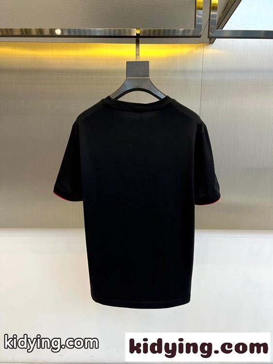 シンプル モンクレール Tシャツ 偽物 半袖Tシャツ クルーネック ブラック-4