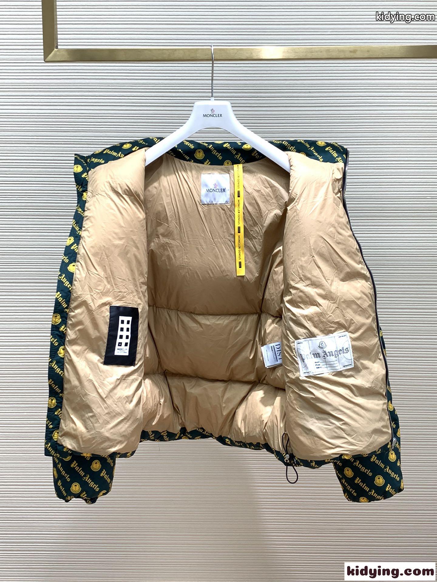 Moncler & Palm Angels 人気 モンクレール ダウンジャケット スーパーコピー-3