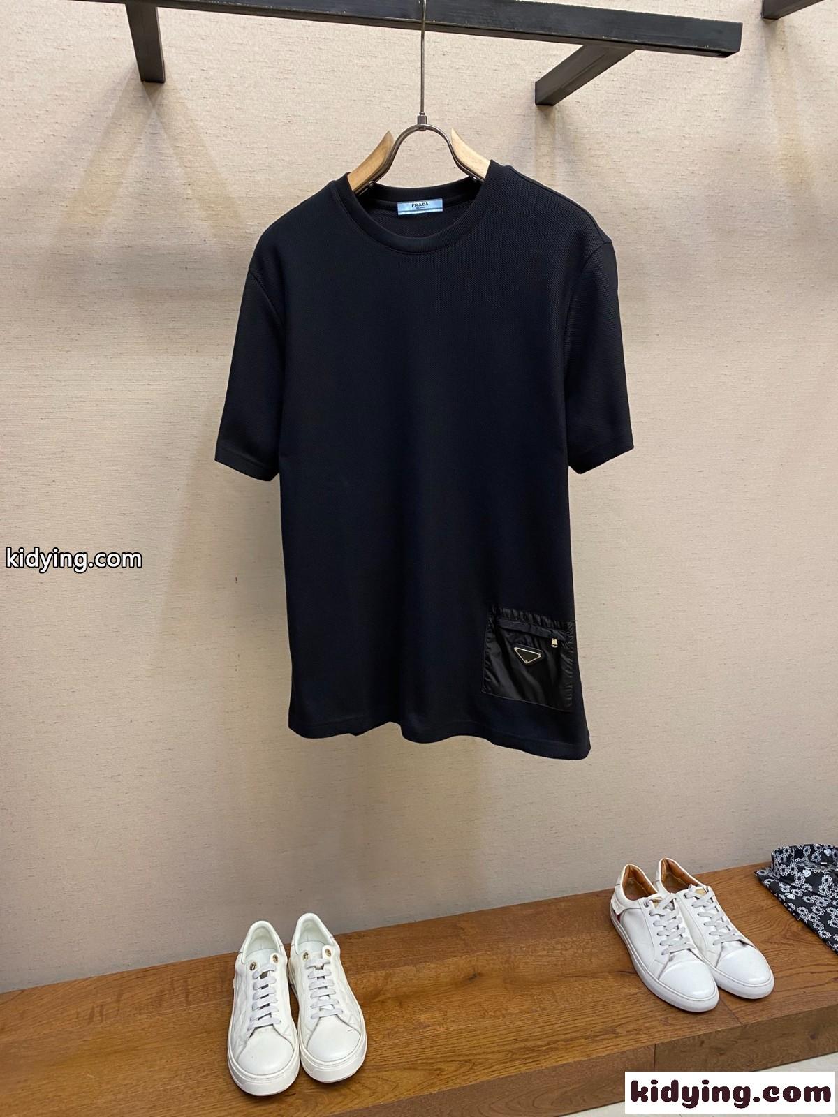 洗練された クルーネック 半袖Tシャツ プラダ Tシャツ 偽物 合わせやすい-2