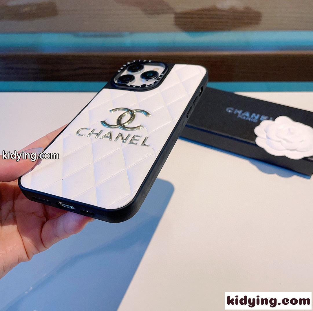 上品 お洒落 キルティング CC ロゴ シャネル アイフォンケース コピー スマホケース-2