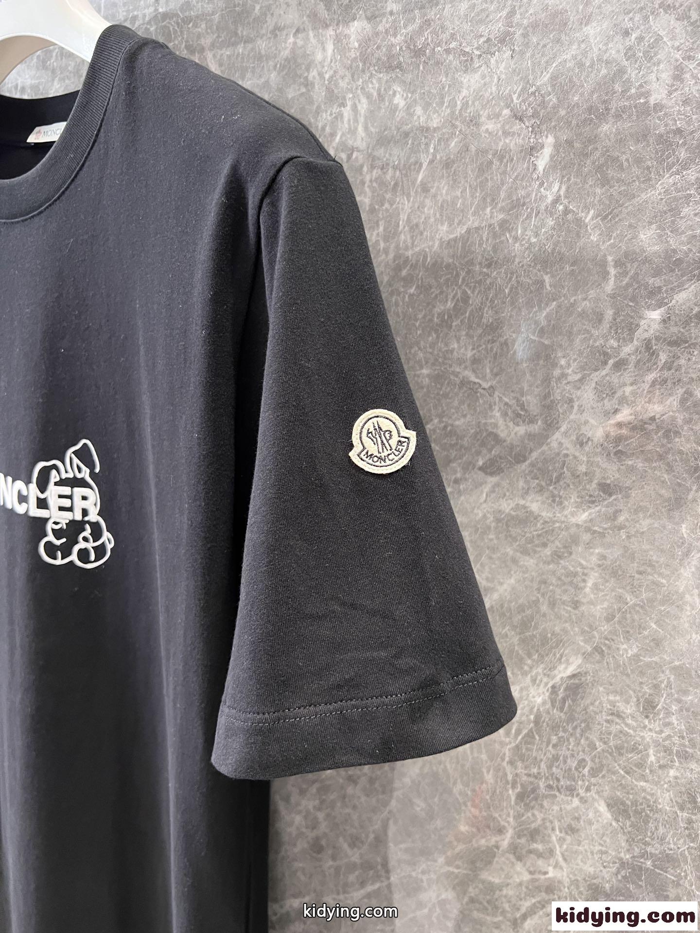 モンクレール Tシャツ コピー シンプル ロゴ入り コットン 半袖Tシャツ ユニセックス ブラック-4