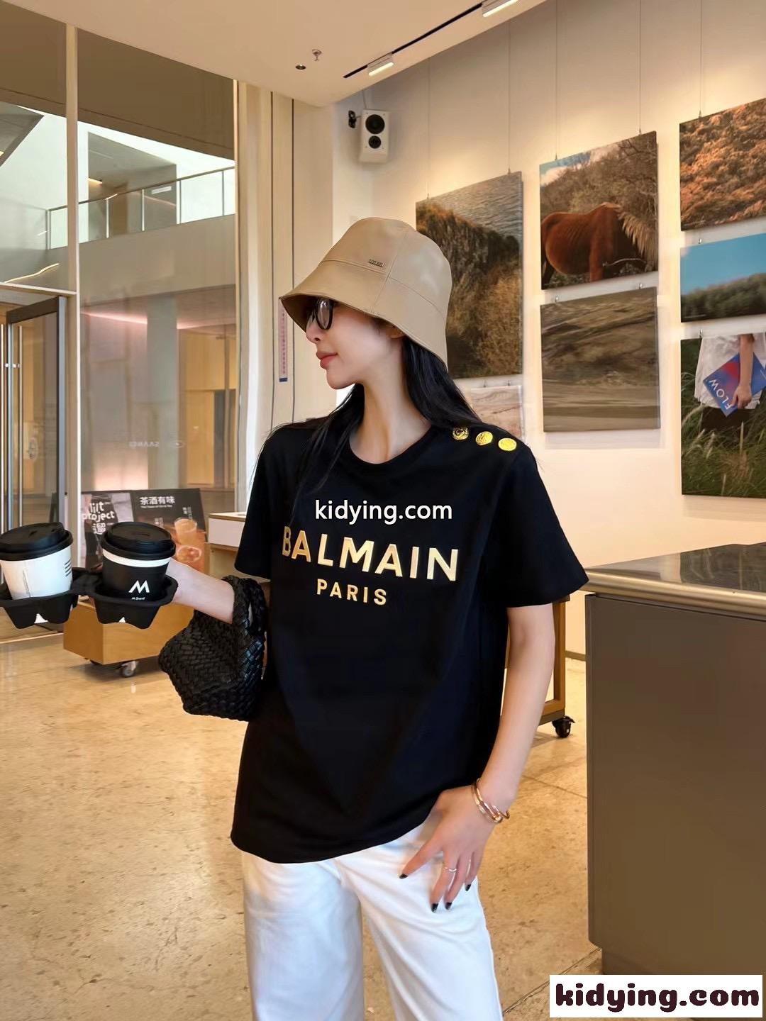 シンプル おしゃれ ロゴ入り 半袖Tシャツ バルマン Tシャツ コピー ブラック-4