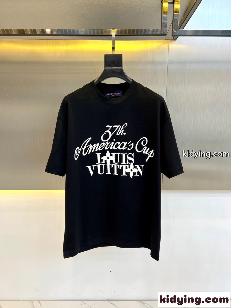 定番 カジュアル プリント 半袖Tシャツ ルイ・ヴィトン Tシャツ コピー ブラック-1