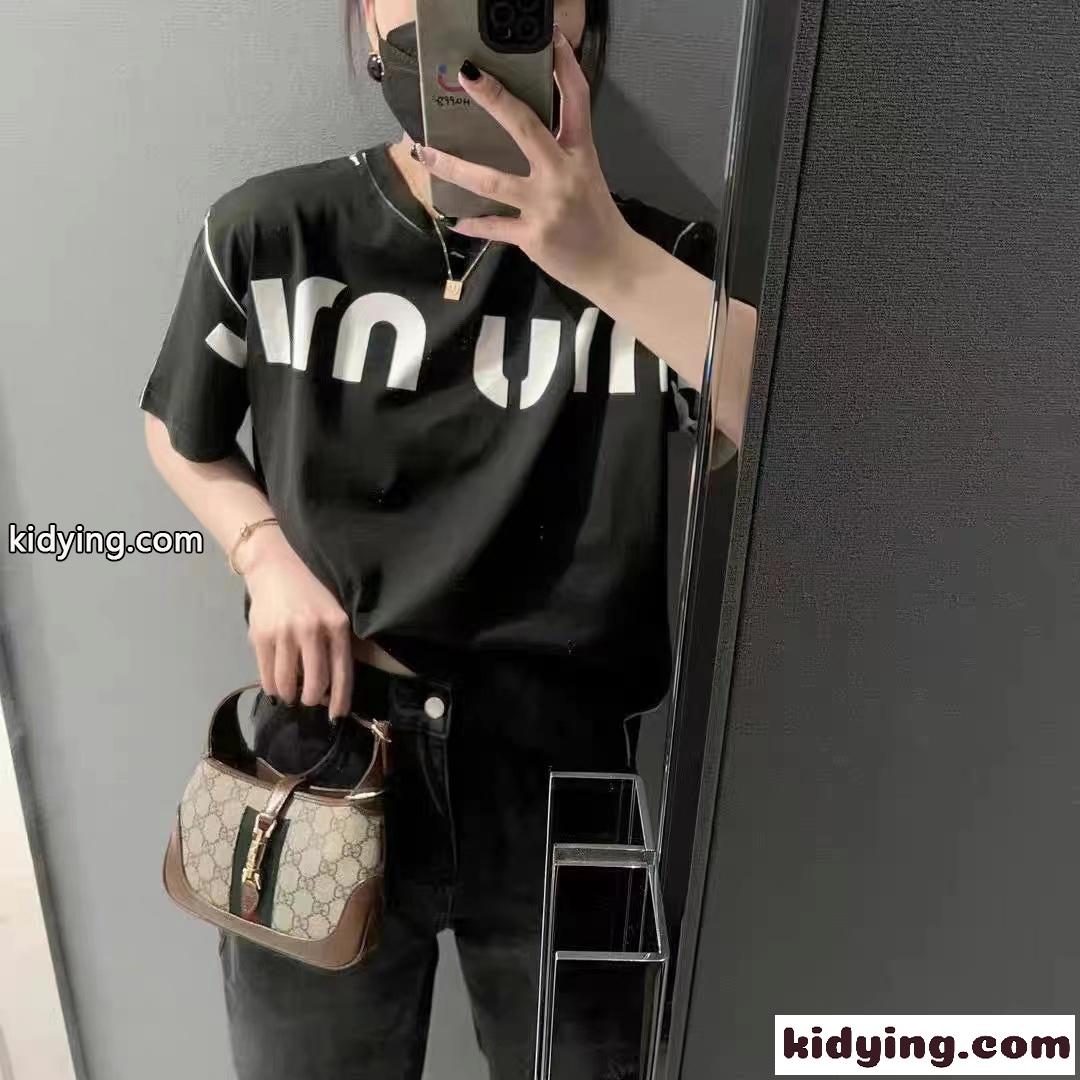 23春夏新作~クルーネック ロゴ 半袖Tシャツ ミュウミュウ 半袖Tシャツ コピー レディース-3