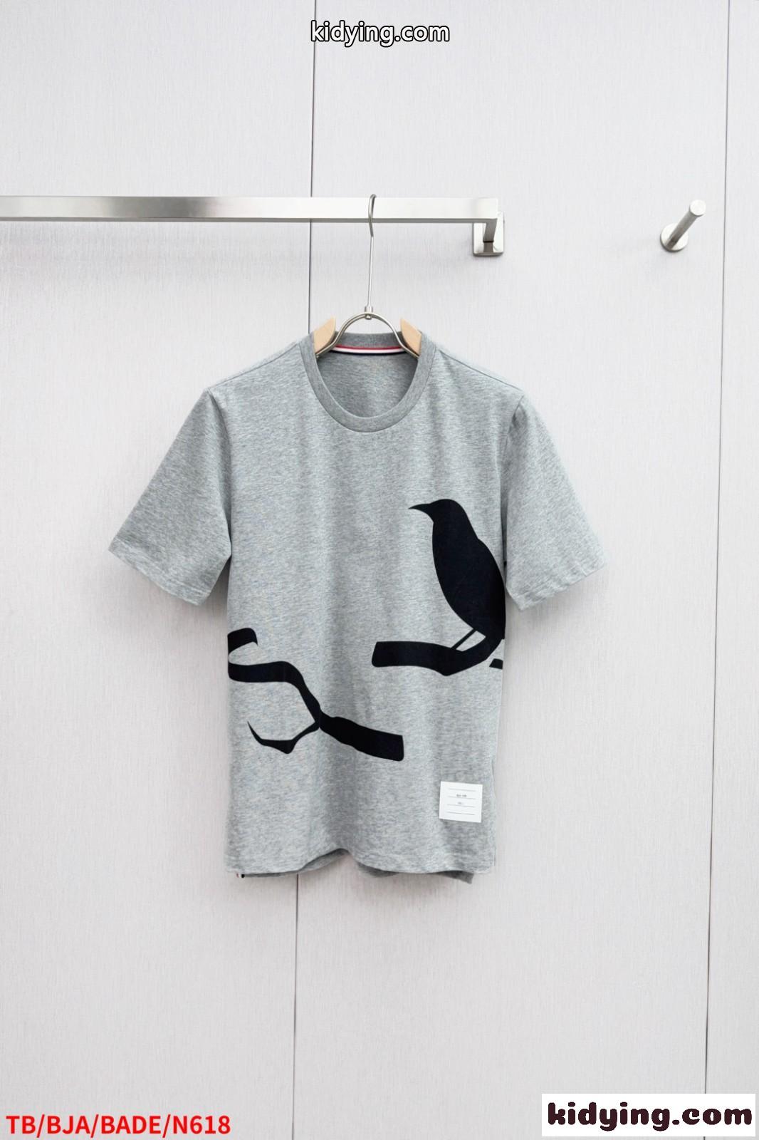 カジュアル プリント コットン 半袖Tシャツ トムブラウン Tシャツ 偽物-1