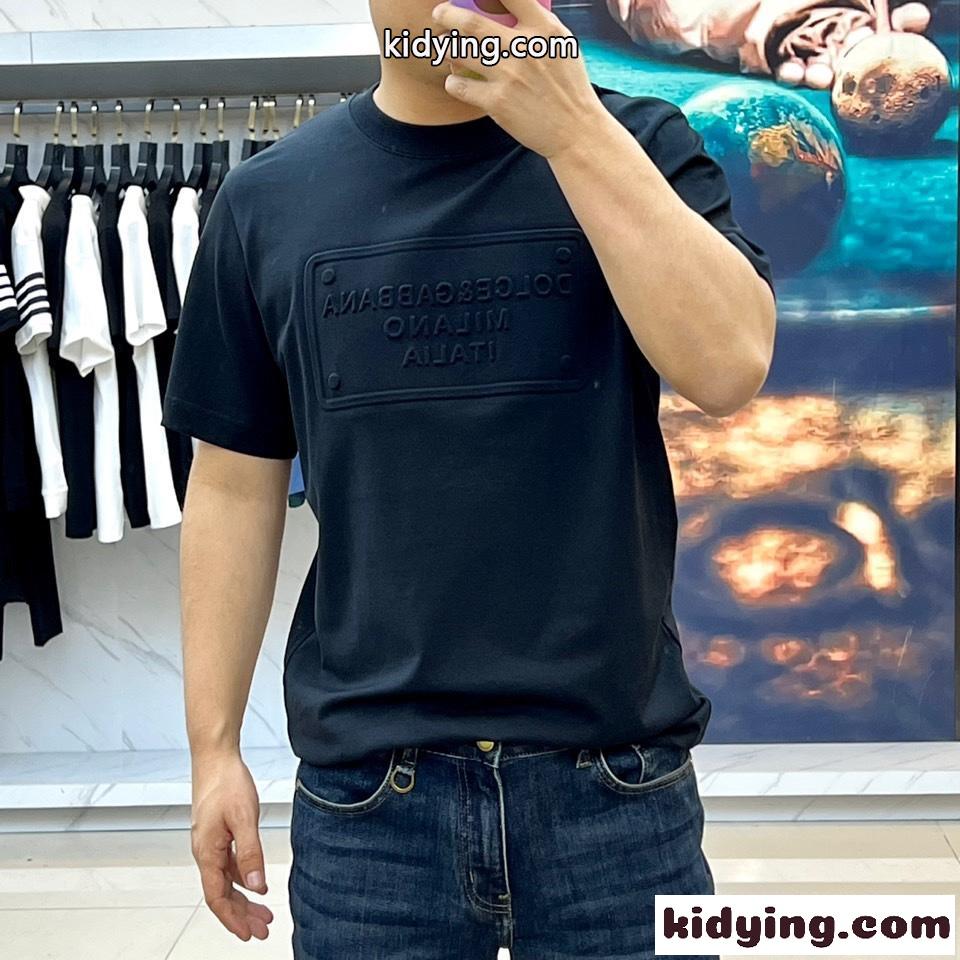 エンボスロゴ カジュアル 合わせやすい ドルチェ&ガッバーナ Tシャツ コピー ブラック-2