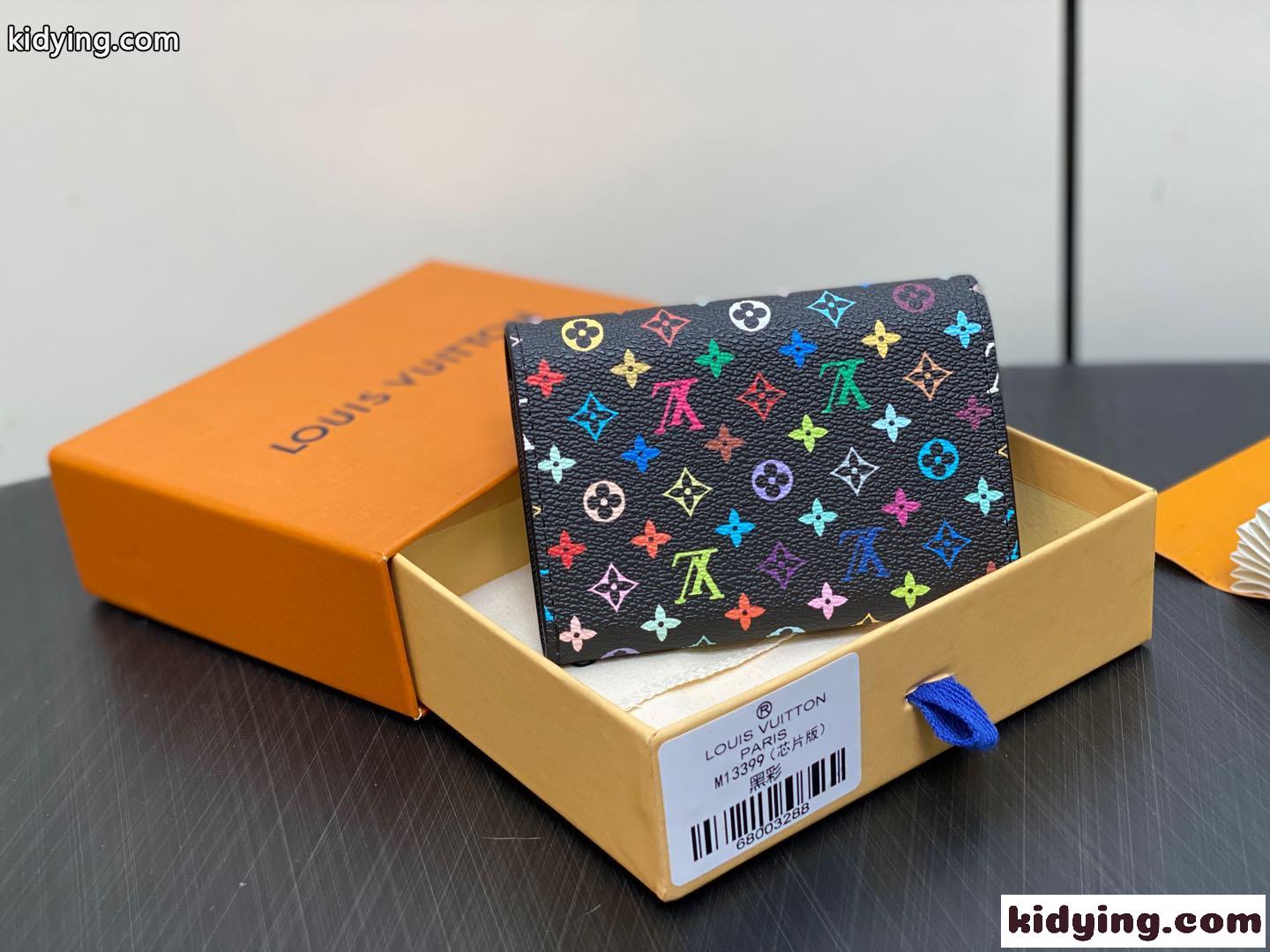 M13399 新作 LV × TM ポルトモネ・ロザリ ルイヴィトン 財布 スーパーコピー ブラック-1